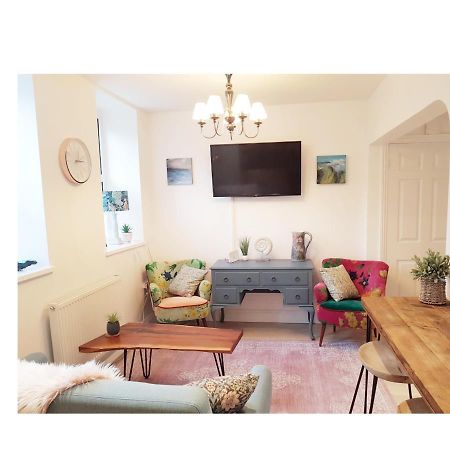 St Ives Apartment Private Parking With Garden 10 Minute Walk Into Town And Beach Ngoại thất bức ảnh