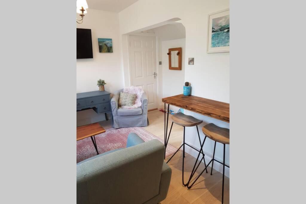 St Ives Apartment Private Parking With Garden 10 Minute Walk Into Town And Beach Ngoại thất bức ảnh